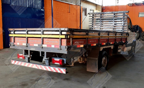 Imagem 4 de 13 de Iveco Daily 35s14 - 2016 (caminhonete)