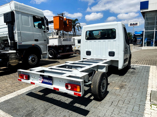 Imagem 6 de 12 de Renault Master 2.3 Dci Chassi 16v Diesel 2019/2020 Via Truc
