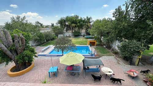 Casa En Venta, Jardines De La Calera, Tlajomulco De Zúñiga, Jalisco