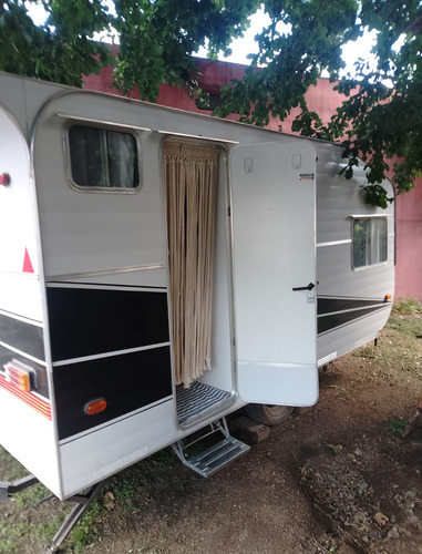 Casa Rodante 4 Mtrs Con Frenos Eléctricos. Lista Para Viajar