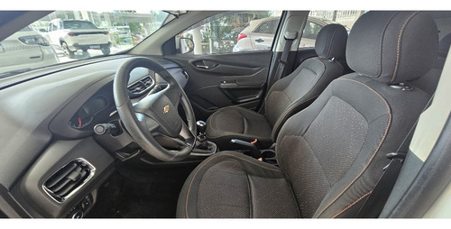 Chevrolet Onix plus 1.4 MPFI LTZ 8V FLEX 4P MANUAL