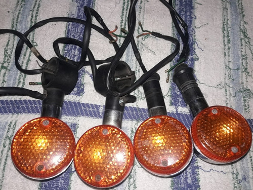 Imagen 3 de 7 de Luces De Cruces Honda Shadow 1100. 180 Dlrs Las 4