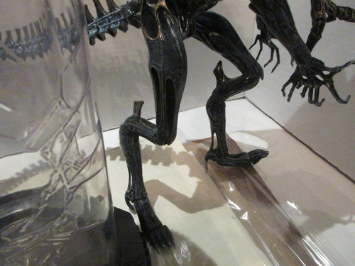 Aliens Queen Deluxe Neca Reina Azul Ver Original (detalle) (Usado)