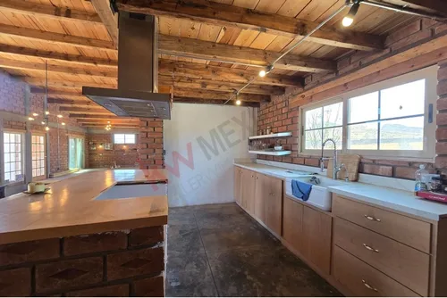 Casa En Venta En Fraccionamiento Valle Dorado En Santa Isabel, Casa Estilo Campirano