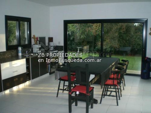 467 E/ 142 Y 143: Casa En Country Grand Bell