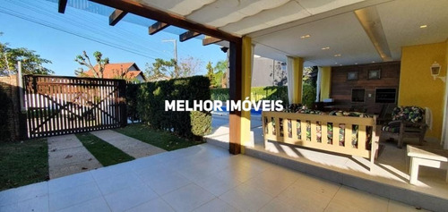 Casa Com 03 Suítes A Venda Na Praia De Taquaras Em Balneário Camboriú - 1717