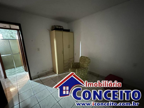 Imagem 11 de 19 de C618 - Ótima Residência Com 3 Dormitórios Em Mariluz