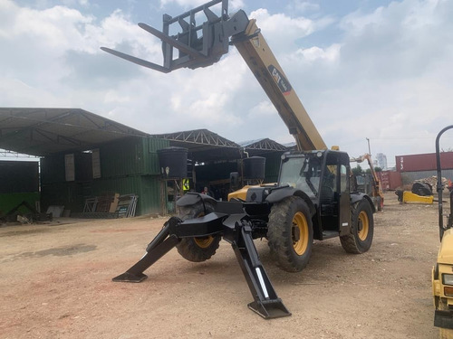 Imagen 5 de 8 de Caterpillar Telehander Tl642 Modelo 2012