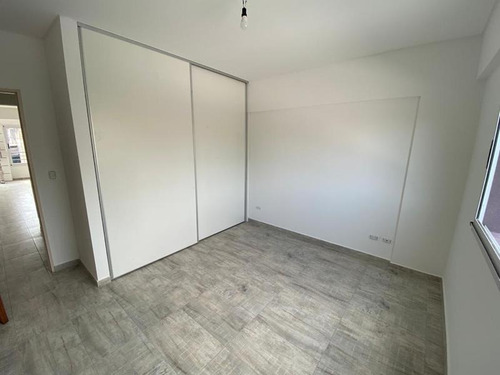 Imagen 29 de 30 de Departamento En Venta Dos Ambientes Con Cochera Y Baulera Morón -