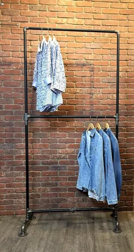 Repisa con colgador de ropa new arrivals
