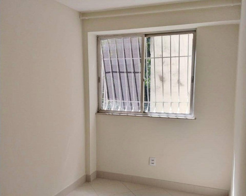 Imagem 4 de 6 de Apartamento À Venda, 70 M² Por R$ 450.000,00 - Icaraí - Niterói/rj - Ap47880
