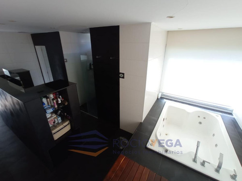 Imagen 23 de 30 de Hermosa Y Moderna Casa En San Diego Country Club- Moreno