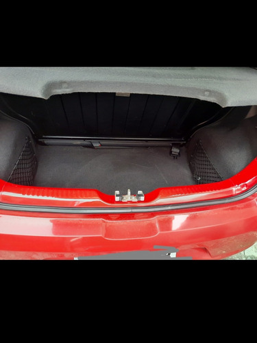 Imagem 10 de 12 de Volkswagen Fox 2013 1.0 Trend Tec Total Flex 3p