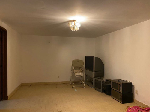 Comercial En Esquina Con Frente A La Avenida San Diego - Roq-825-cs