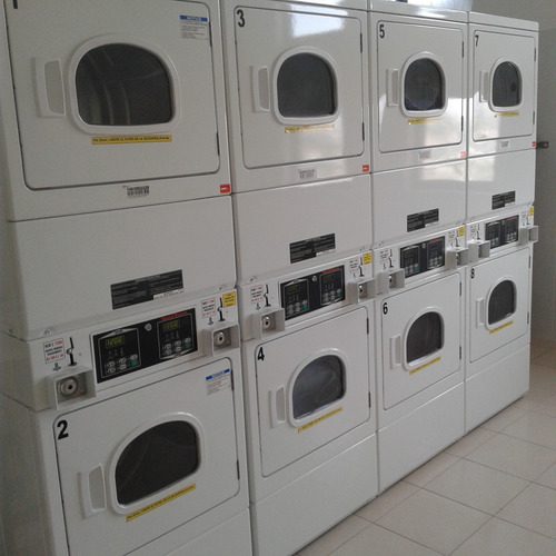 Excelente Depto. 1 Dormitorio 1 Baño Y Bodega A Pasos Metro.