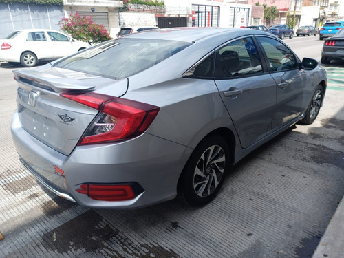 Imagen 4 de 13 de Honda Civic 2020