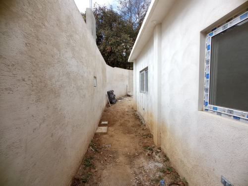 Imagen 14 de 22 de Vendo Muy Bonita Casa De Un Nivel, Lista Para Estrenar