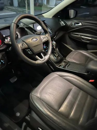 Ford Escape 2.0 titanium AT 4x2