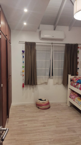 Chalet En Venta En Parque Leloir