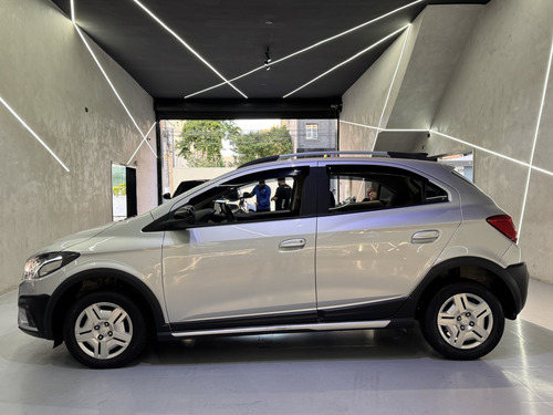 Chevrolet Onix 1.4 MPFI ACTIV 8V FLEX 4P AUTOMÁTICO