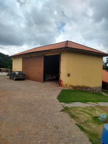 Imagem 5 de 22 de Fazenda 63 Alqueires, Rica Em Água Com 5 Lagos, 3 Casas Amplas, 3 Barracões, 1 Mangueirão, 1 Cocheira, 1 Galinheiro, 3 Casas De Funcionários, Pasto - Fa00189 - 70540162