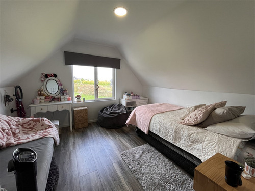 Casa En Venta De 5 Dorm. En Graneros De Puerto Varas