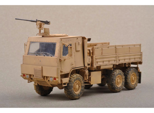 Trompete M1083 Fmtv (Armor Cab) 01008 1:35