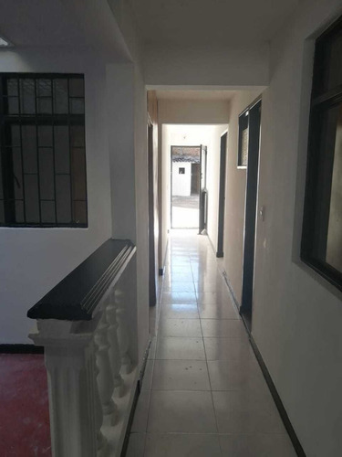 Imagen 6 de 8 de Casa De 5 Ambientes