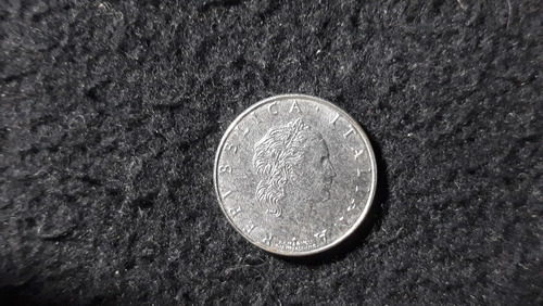 Moeda 50 Liras Pequena Itália (Usado)