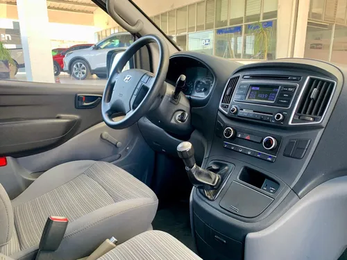 Hyundai Starex 2.4 Cargo Van
