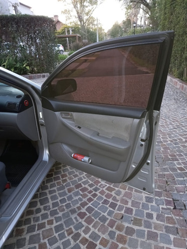 Imagen 4 de 12 de Toyota Corolla 1.8 Xei