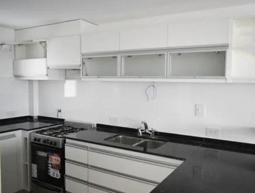Departamento En Venta - 2 Dormitorios 1 Baño - Cochera - 85mts2 - La Plata