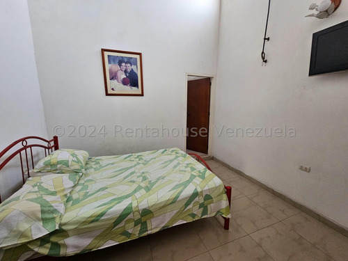 Hemrosa Casa En Venta Con Excelente Distribucion Urb Privada Villa Ingenio Ii La Morita 4 Habitaciones Patio Estacionamiento Estef 24-20481
