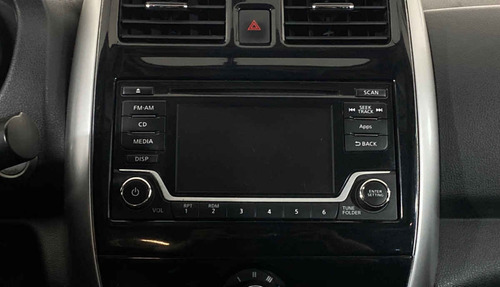 Imagen 14 de 15 de 118266 - Nissan Versa 2017 Con Garantía