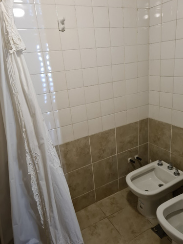 Imagen 9 de 14 de Casa En Barrio Crisol 4 Dormitorios!