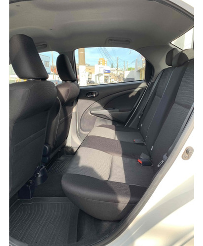 Toyota Etios 1.5 XS 16V FLEX 4P MANUAL
