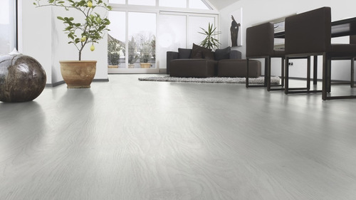 Piso Laminado Profesional Tekno Step Con Bajo Piso