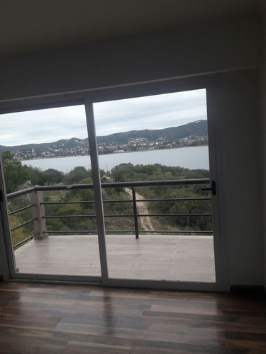 Complejo A La Venta En Villa Del Lago