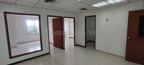 Karen García Vende Una Amplia Y Espaciosa Oficina En El Centro De Barquisimeto, Ideal Para Tu Empresa, Buena Vista Al Manzano, Grandes Espacios.