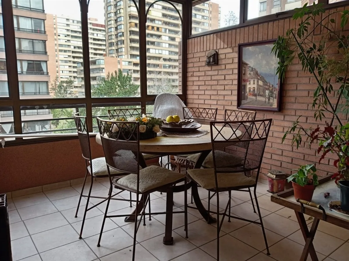 Imagen 2 de 25 de Departamento En Arriendo De 3 Dorm. En Las Condes
