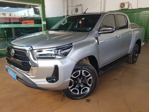 Imagem 1 de 13 de Hilux Srx 2.8 Diesel 4x4 Automatic 204cv 2021/2021 Prata Top