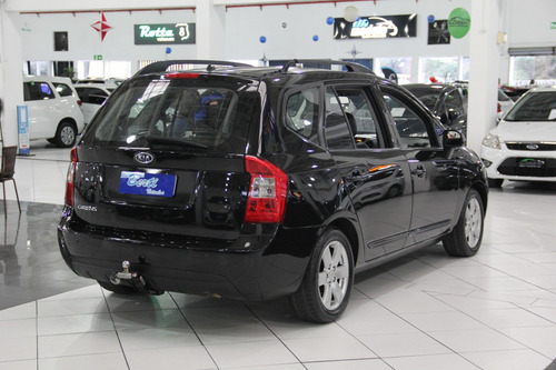 Imagem 4 de 15 de Kia Carens 2.0 Ex 16v Gasolina 4p Automático 7 Lugares