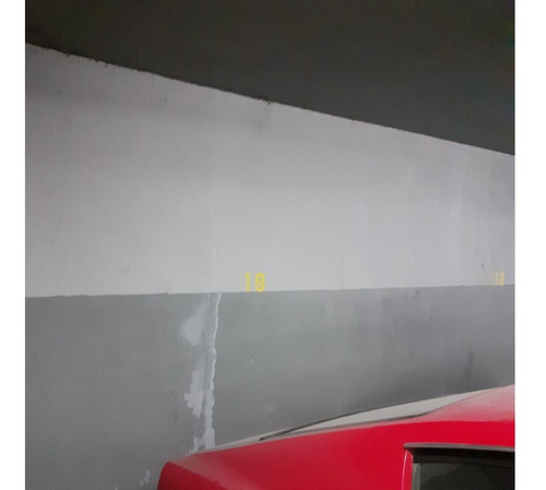 Cochera Cubierta En Edificio Moderno. Villa Devoto (avenida Beiró). También Alquilo