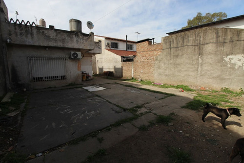 Casa 2 Ambientes Con Cochera 200 M2 Escucha Oferta