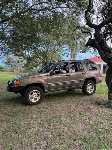 Jeep Grand Cherokee 2.5 Limited