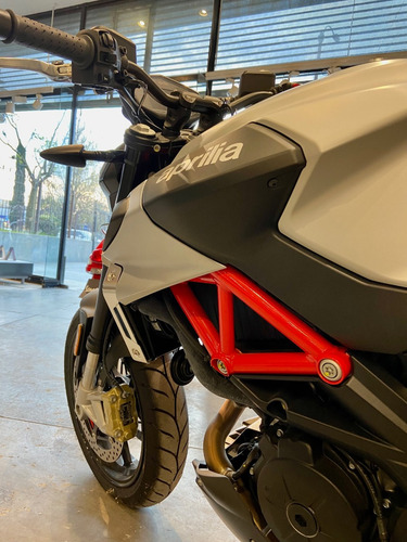 Aprilia Shiver 900
