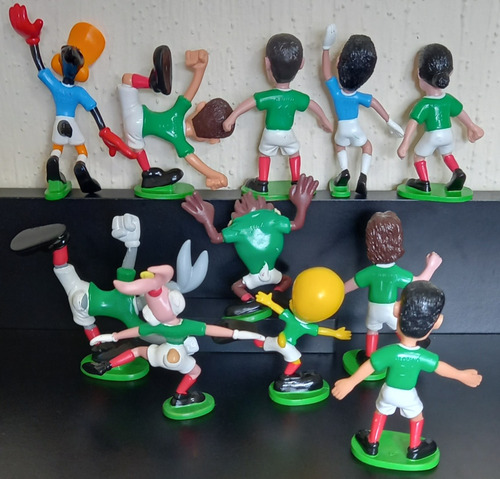 Figuras Sonrics Looney Tunes, Fútbol Alemania 2006, Completa