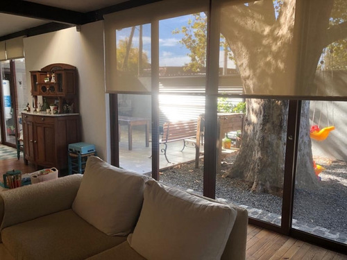 Imagen 4 de 23 de Casa En Dos Plantas En Barrio Cerrado, Hurlingham