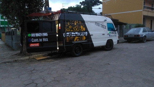 Imagem 4 de 5 de Mercedes Bens Mb180d