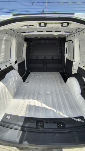 Volkswagen Caddy 1.6 Maxi Mt